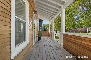 38 Benjamin Ave NE, Grand Rapids, MI 49503 - Photo 3