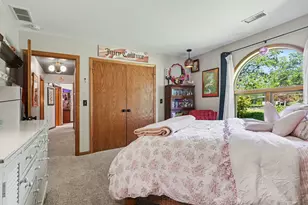 93 Lynwood Dr, Battle Creek, MI 49015 - Photo 11