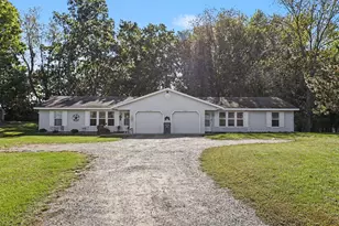 10437 Sunshine Dr, Delton, MI 49046 - Photo 1