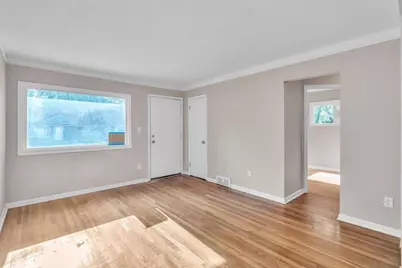 18491 Brady, Bedford, MI 48240 - Photo 5