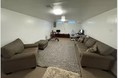 24104 Hass Street, Dearborn Heights, MI 48127 - Photo 19
