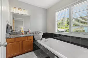2411 Lake Ave, Muskegon, MI 49445 - Photo 11