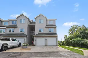 2411 Lake Ave, Muskegon, MI 49445 - Photo 25