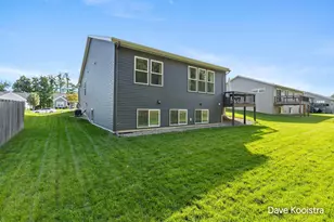 1657 Mulligan Dr SW, Wyoming, MI 49519 - Photo 37