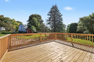 740 Crawford St, Belding, MI 48809 - Photo 9