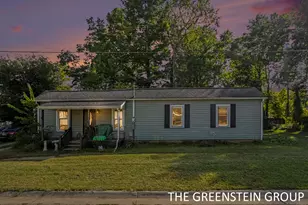 102 Della Ct, Allegan, MI 49010 - Photo 1