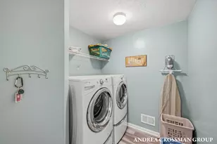 6655 Westshire Dr, Norton Shores, MI 49444 - Photo 21