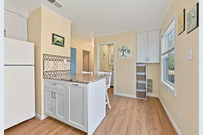 905 Medford Court, Rochester Hills, MI 48307 - Photo 5