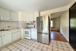 2183 Hemlock Dr, Ann Arbor, MI 48108 - Photo 5