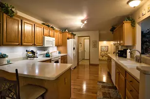 6180 Northridge Hills Dr, Brighton, MI 48116 - Photo 3