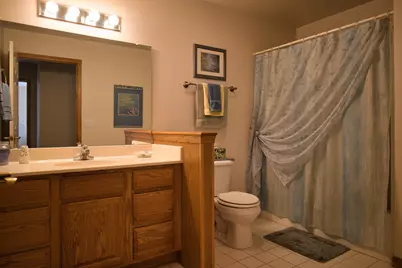 6180 Northridge Hills Drive, Brighton, MI 48116 - Photo 13