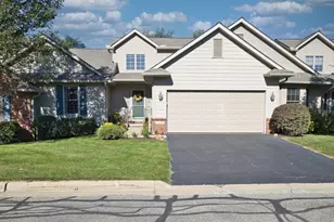 6180 Northridge Hills Dr, Brighton, MI 48116 - Photo 1