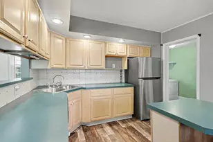 106 S Berkley St, Kalamazoo, MI 49006 - Photo 9