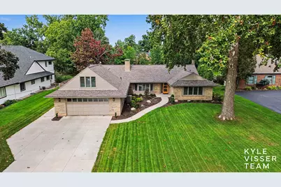 2861 Woodcliff Circle SE, East Grand Rapids, MI 49506 - Photo 1