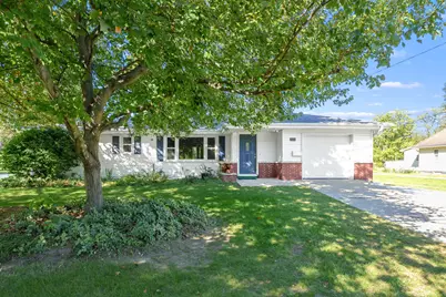 122 Kellogg Street, Battle Creek, MI 49037 - Photo 1