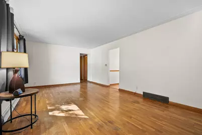 122 Kellogg Street, Battle Creek, MI 49037 - Photo 5