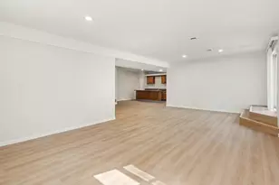 9027 Clover Dr, Milan, MI 48160 - Photo 19