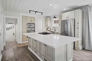 1362 Columbia Ave NE, Grand Rapids, MI 49505 - Photo 9