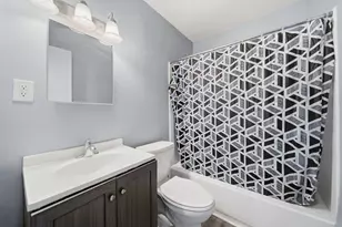 1208 N Eaton St, Albion, MI 49224 - Photo 9