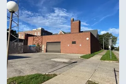 518 Columbus Avenue, Grand Haven, MI 49417 - Photo 1