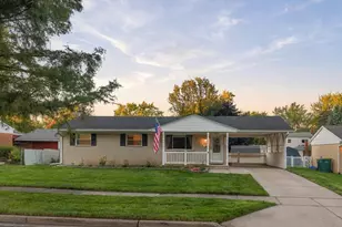 223 Harper Dr, Saline, MI 48176 - Photo 1