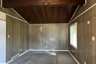 20528 Hamburg St, Detroit, MI 48205 - Photo 5