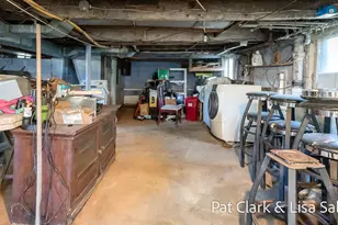 420 Monroe Ave, Grand Haven, MI 49417 - Photo 23