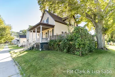 420 Monroe Avenue, Grand Haven, MI 49417 - Photo 3