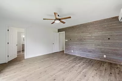 9112 E Miller Road, Durand, MI 48429 - Photo 13