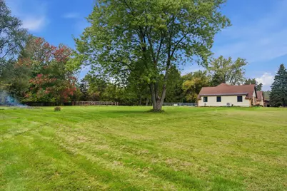 9112 E Miller Road, Durand, MI 48429 - Photo 19
