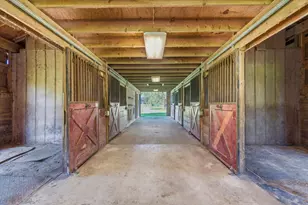 2785 Pearson Rd, Milford, MI 48380 - Photo 35