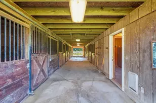 2785 Pearson Rd, Milford, MI 48380 - Photo 33