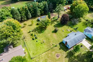 20398 Pine Lake Rd, Battle Creek, MI 49014 - Photo 41