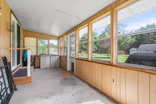 20398 Pine Lake Rd, Battle Creek, MI 49014 - Photo 15