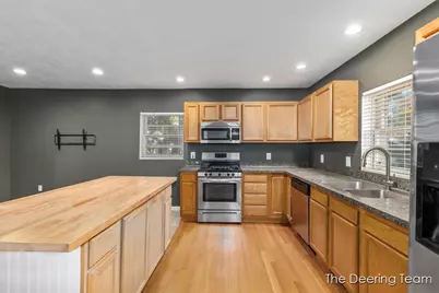 1621 Southampton Drive SE, Grand Rapids, MI 49508 - Photo 7