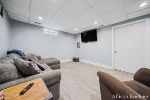 910 Mulford Dr SE, Grand Rapids, MI 49507 - Photo 35