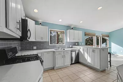 4533 Fruit Ridge Avenue NW, Grand Rapids, MI 49544 - Photo 15