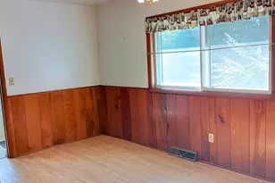 617 W Sugar Grove Rd, Scottville, MI 49454 - Photo 5