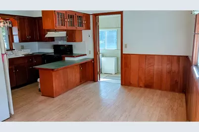 617 W Sugar Grove Road, Scottville, MI 49454 - Photo 3