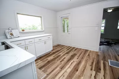 418 E Arbor Street E, Marcellus, MI 49067 - Photo 9