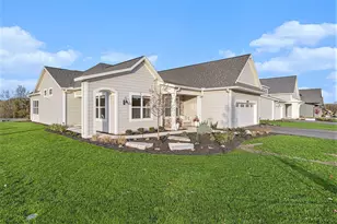 4695 Knapp Bluff Dr NE, Grand Rapids, MI 49525 - Photo 27