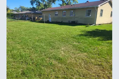 209 Kublick Drive, Benton Harbor, MI 49022 - Photo 11
