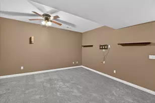 163 Woodhaven Dr, Battle Creek, MI 49015 - Photo 39