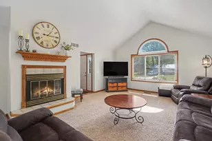 1233 Heather Dr, Holland, MI 49423 - Photo 7