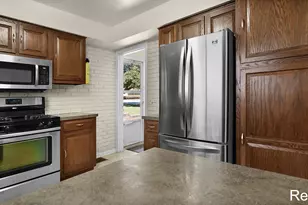 1650 Chapel St SW, Wyoming, MI 49519 - Photo 11