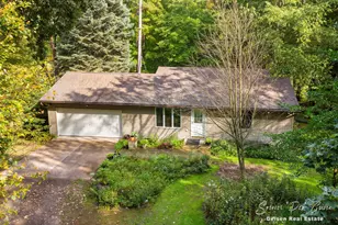 5236 N Whites Bridge Rd, Belding, MI 48809 - Photo 1