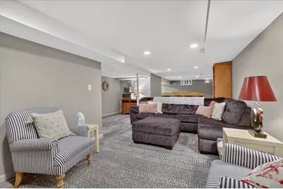 2009 Darby Drive, Lansing, MI 48906 - Photo 37