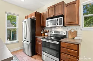 193 W 18th St, Holland, MI 49423 - Photo 11