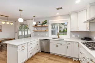 1805 Edgewood Ave SE, Grand Rapids, MI 49506 - Photo 13