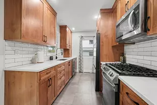 2223 Cumberland St, Kalamazoo, MI 49006 - Photo 7
